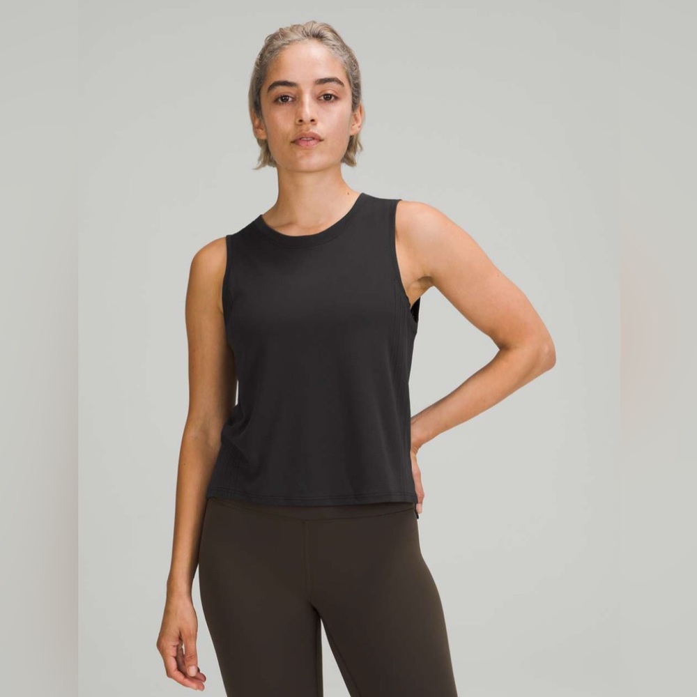 Lululemon Train to Be Tank Top NWT in Black